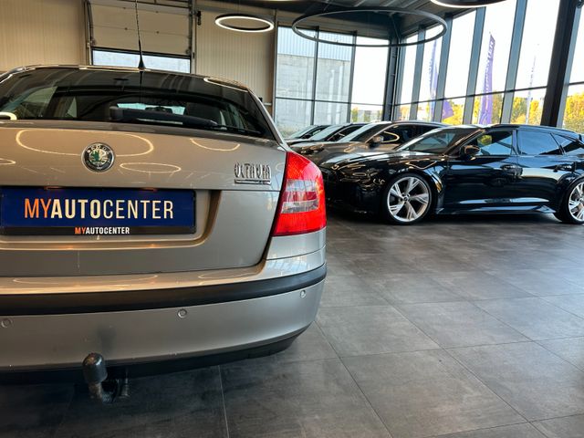 Skoda Octavia *TÜV0328*SCHECKHEFT*TEMPO*AHK*KLIMA*PDC