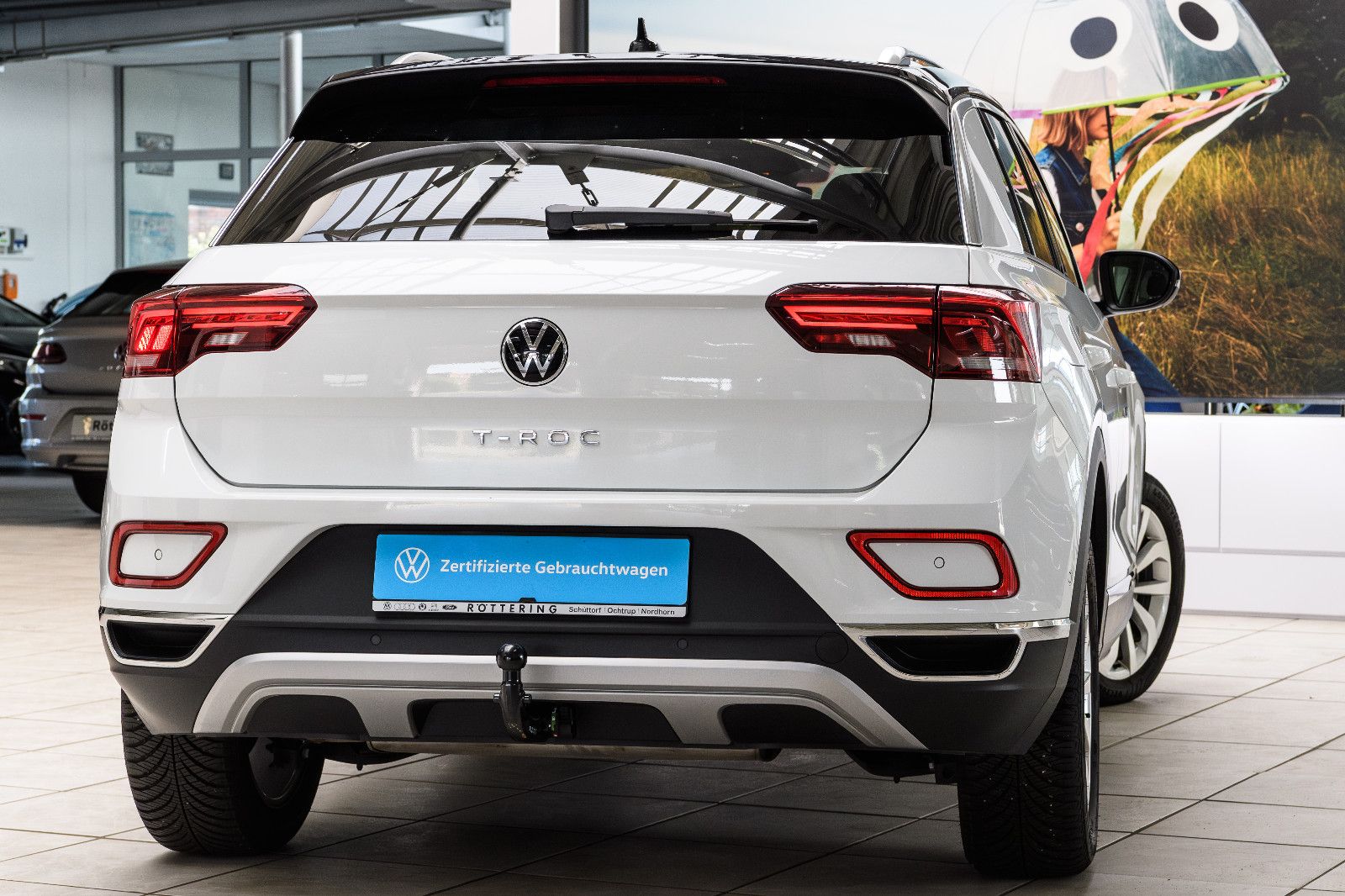 Fahrzeugabbildung Volkswagen T-Roc Style 1.5 TSI DSG LED+AHK+NAVI+ACC+APP+SHZ