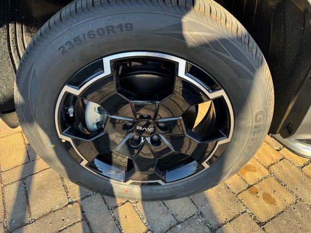 BAIC BJ30 4WD HEV°AUTOM°LEDER°PANO°360°KA