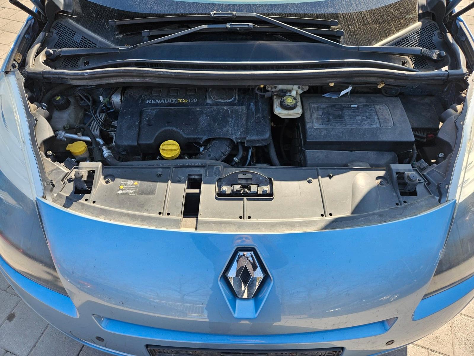 Renault Scenic 2010 — фото 19