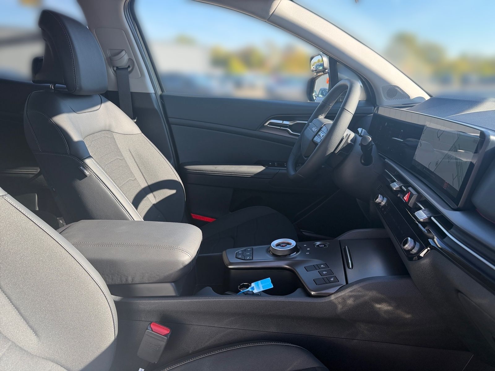 Fahrzeugabbildung Kia SPORTAGE 1.6D 48V 2WD DCT SPI DRIVE FAHRSCHULE
