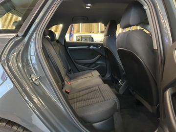 MYAUTOCENTER – Gebraucht- und Jahreswagen mit Werkstattservice in Pfaffenhofen Audi A3 Sportback sport *1. Hand*Klima*Navi*Xenon*BT*