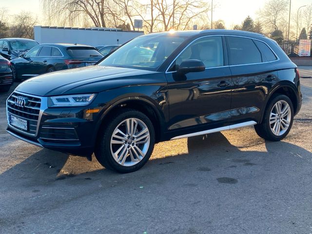 Audi Q5 2.0 TFSI S tronic quattro PANORAMA/R-KAMERA/