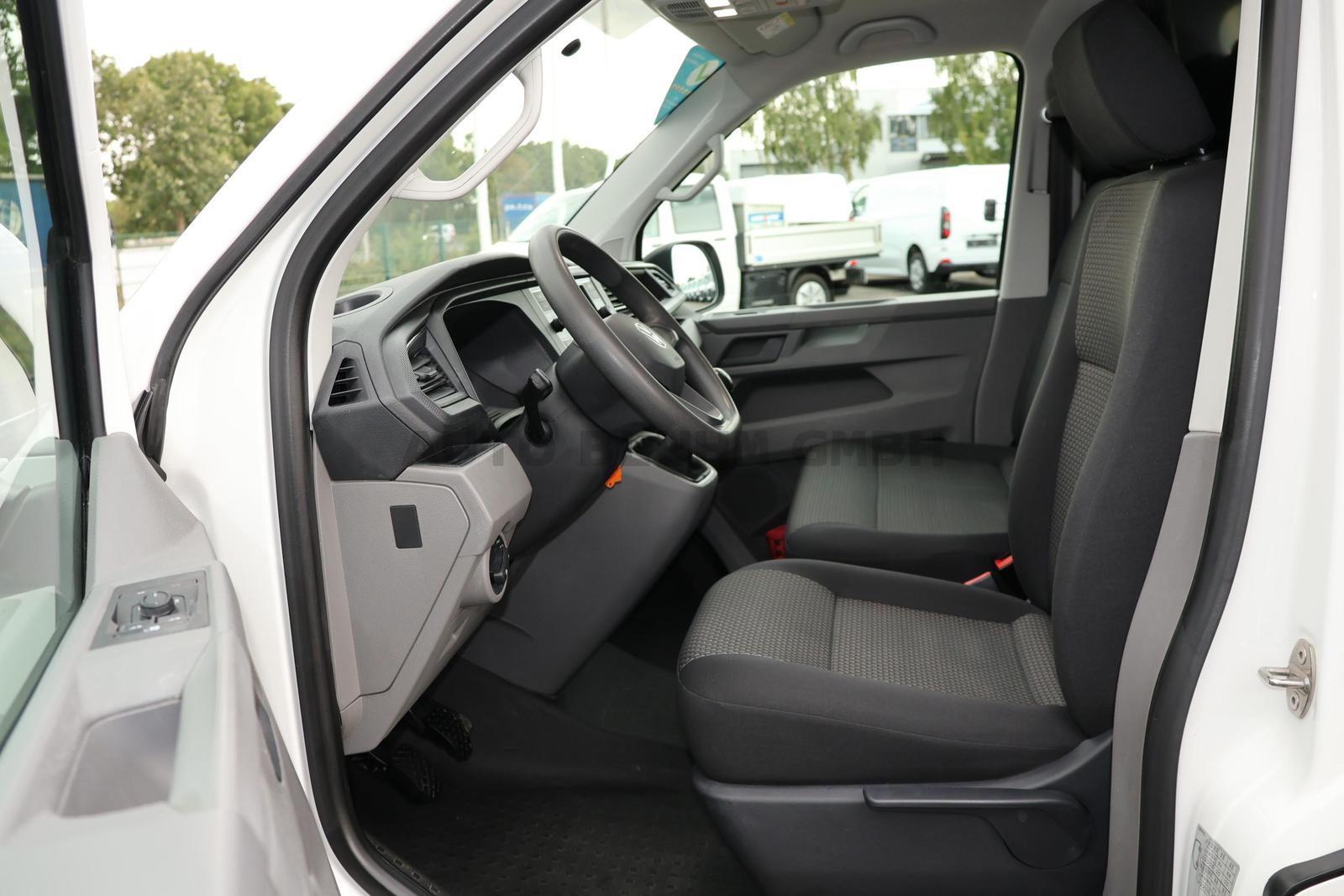 Volkswagen T6. TDI-SCR Kasten KR Klima AHK 2,5T 3-Sitze Cam