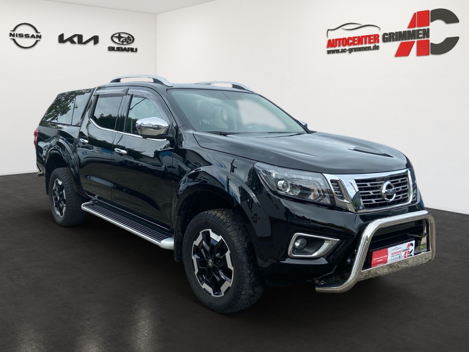 Fahrzeugabbildung Nissan Navara Tekna Double Cab 4x4 Automatik , Hardtop,