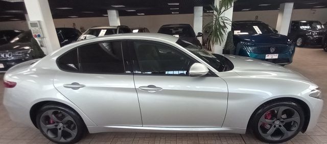 Alfa Romeo ALFA ROMEO Giulia 2.2 Turbodiesel 190 CV AT8 Exe imagem 2