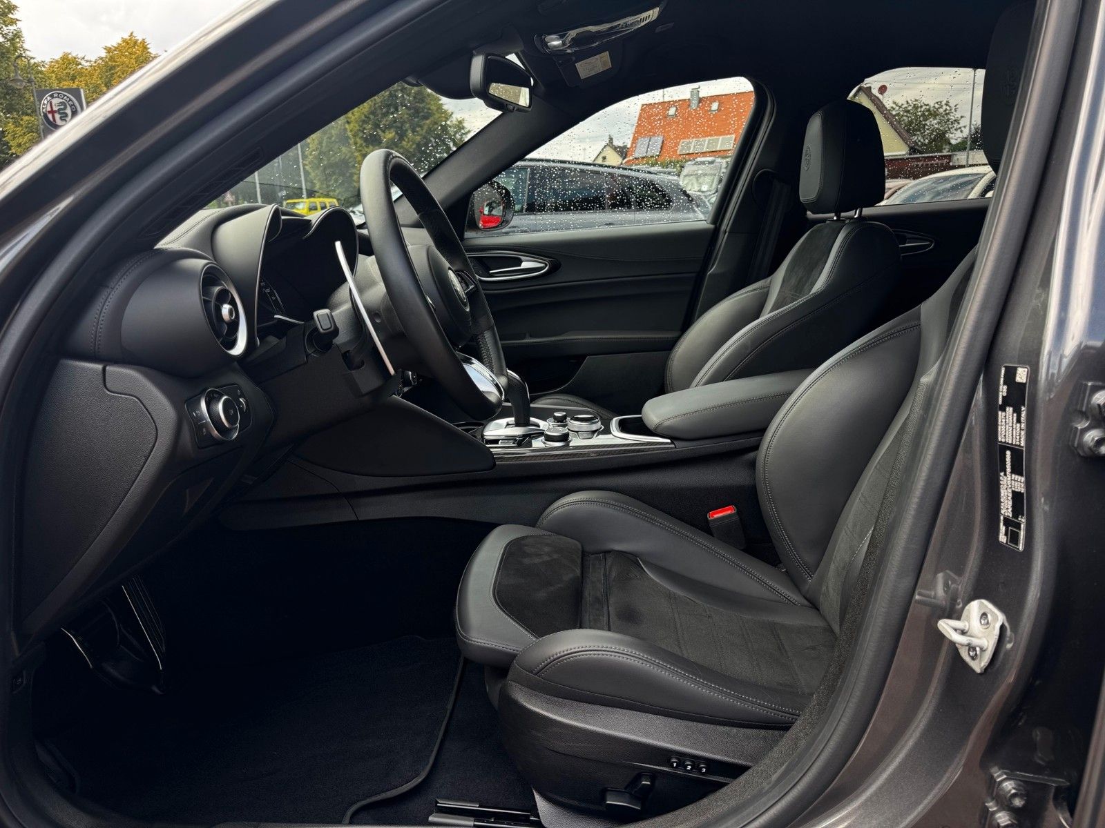 Fahrzeugabbildung Alfa Romeo Giulia Quadrifoglio 510PS 1.HAND NAVI KAMERA