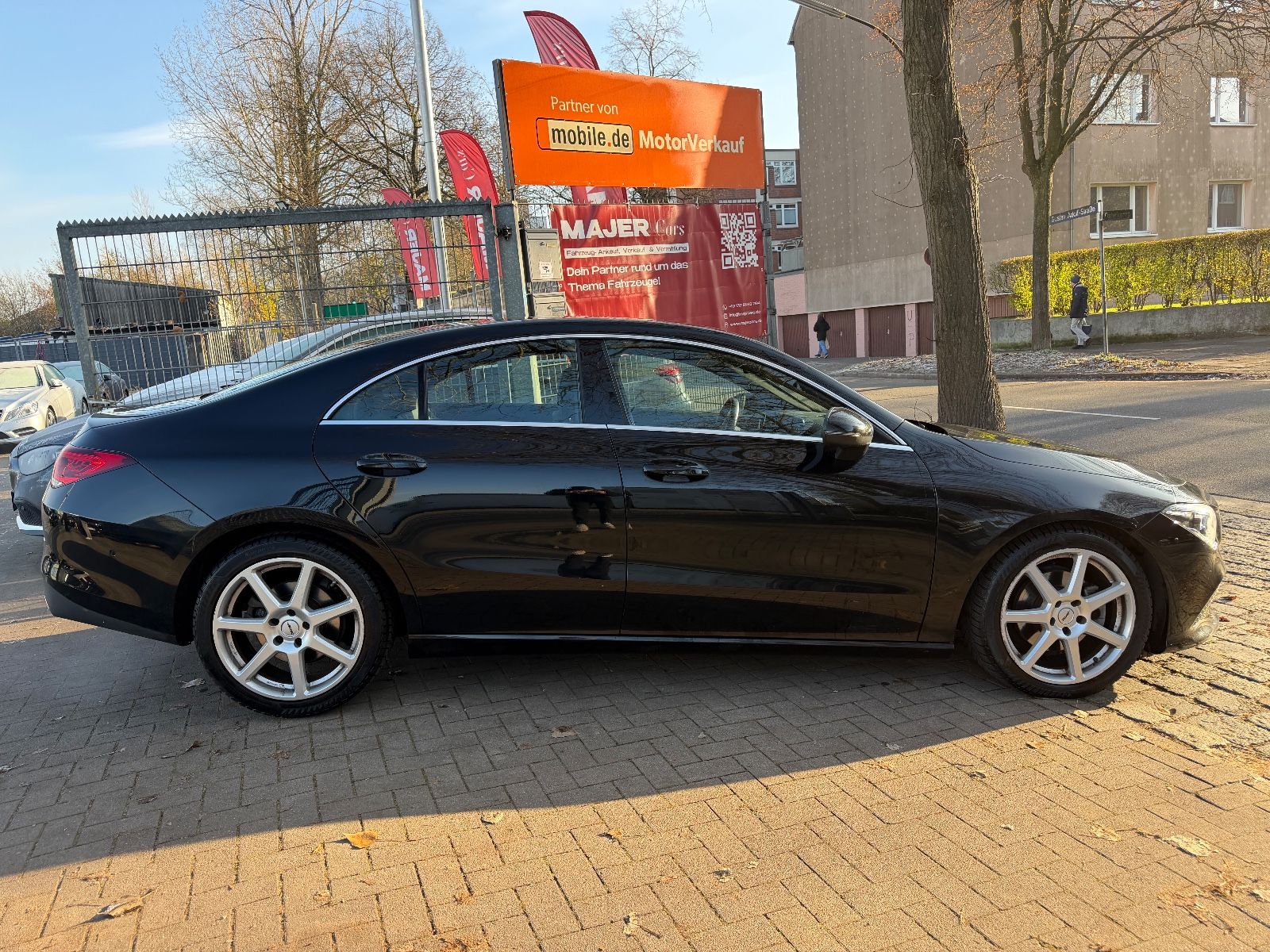 Fahrzeugabbildung Mercedes-Benz CLA 200 LED*AHK*KAMERA*TEMPO*NAVI*WIDESCREEN