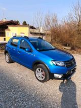 Dacia Sandero Stepway 1.5 Diesel (2013) zu... - Dacia mit Diesel-Antrieb: Kleinwagen, Schaltgetriebe