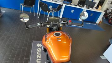 Suzuki GSX 8T