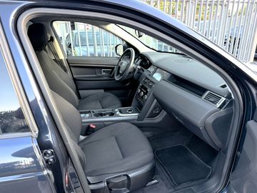 Land-Rover Discovery Sport - 10