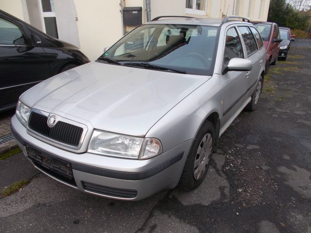 Skoda Octavia Combi Tour