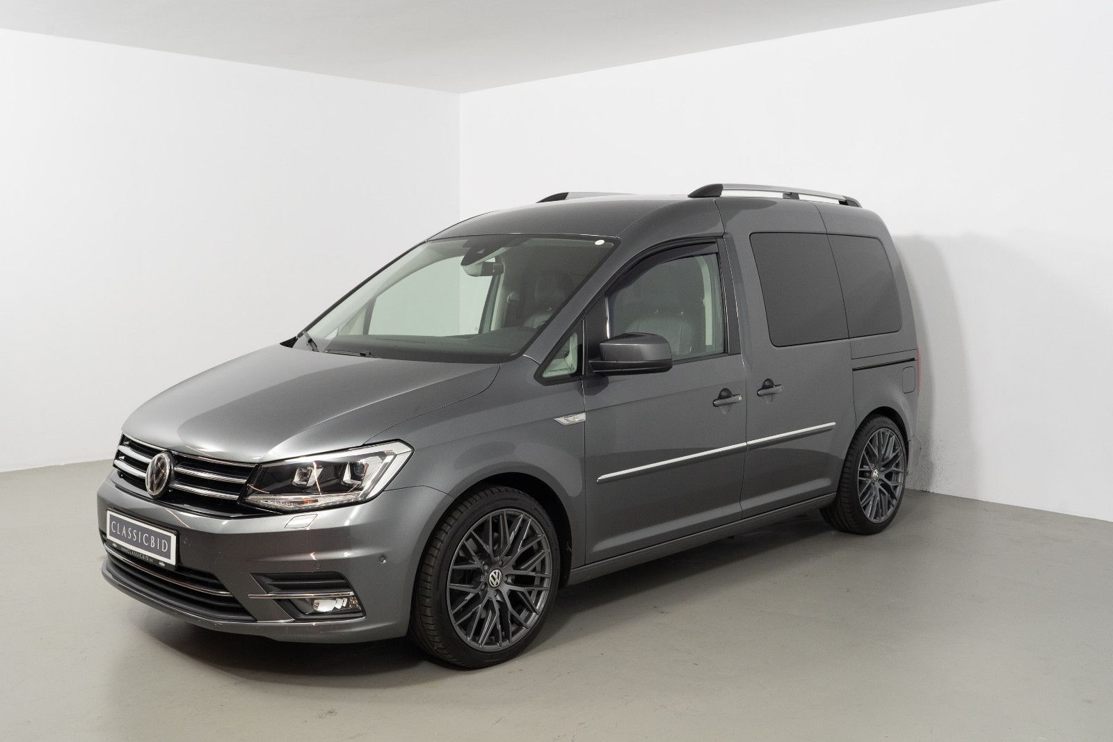VW Caddy PKW Highline BMT