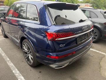 Audi Q7 - 6