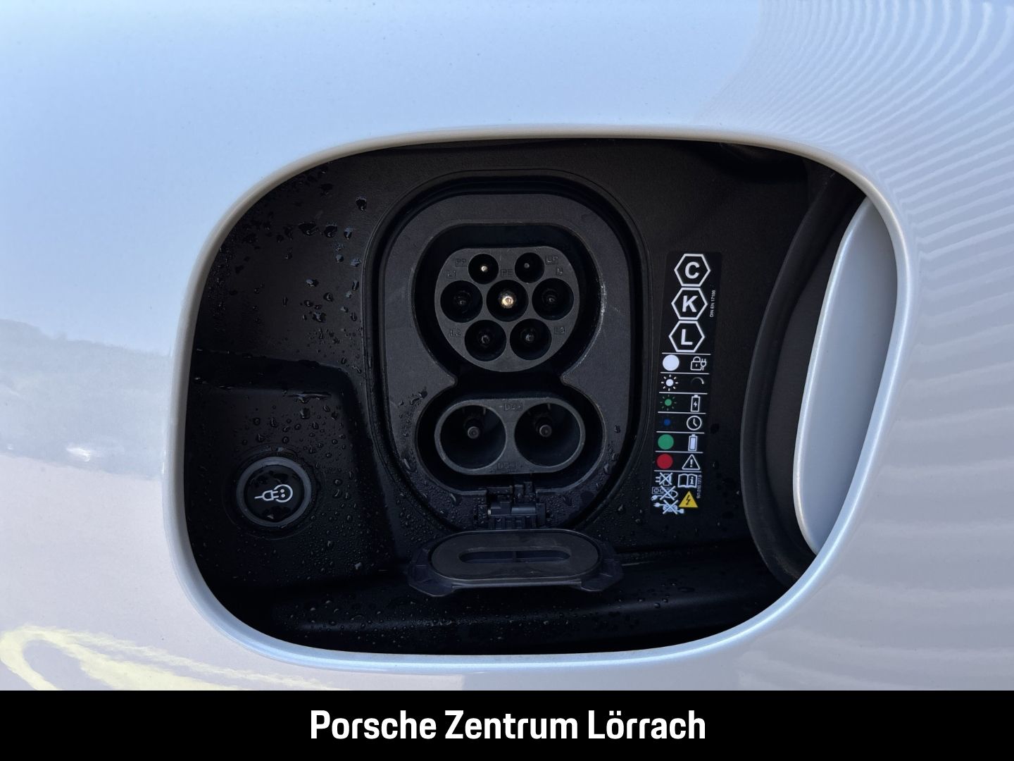 Porsche Macan 4S InnoDrive Surround View Luftfederung BO foto 18