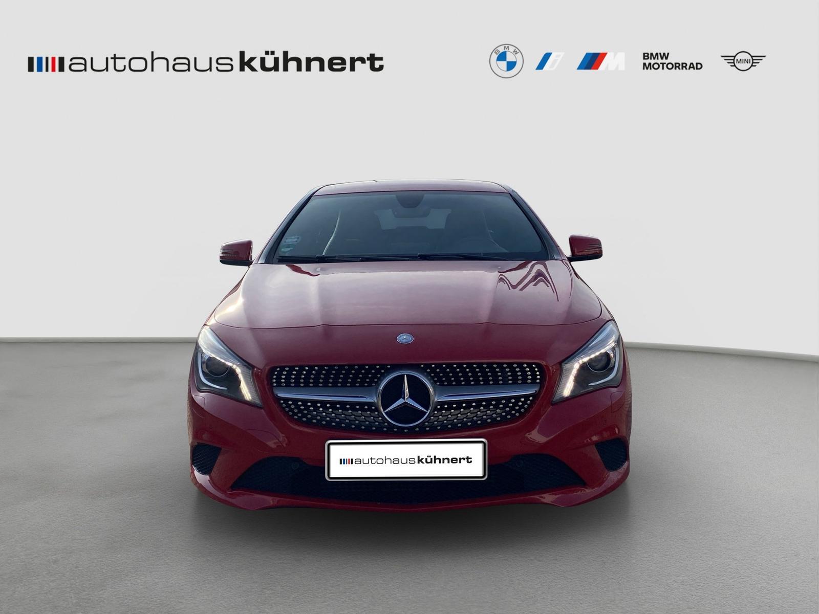 Mercedes-Benz CLA 180 Shooting Brake XEN Navi ParkAss Sportsit