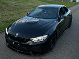 BMW M4 F83 dt. FZG | INDIVIDUAL |  LED | Scheckheft - BMW M4: Cabrio