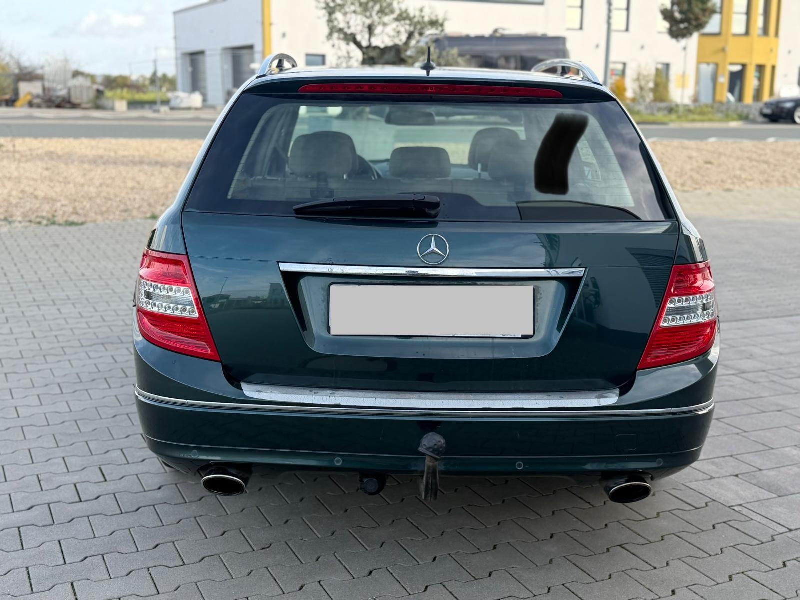 Mercedes-Benz C350 2009 — photo 6