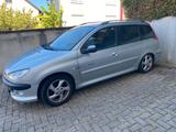 Peugeot 206 SW Kombi  Klima, Anhängerkupplung - Peugeot 206 aus 2004: SW