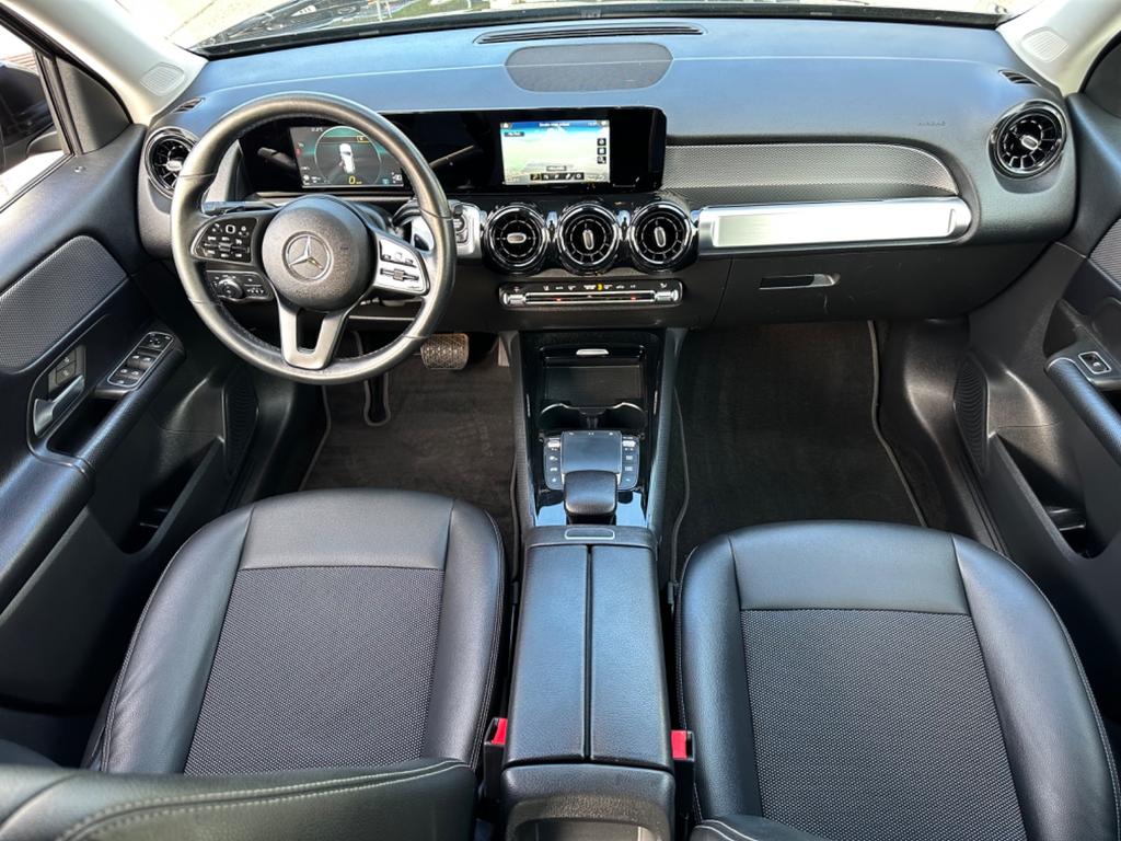 Mercedes-Benz GLB 180