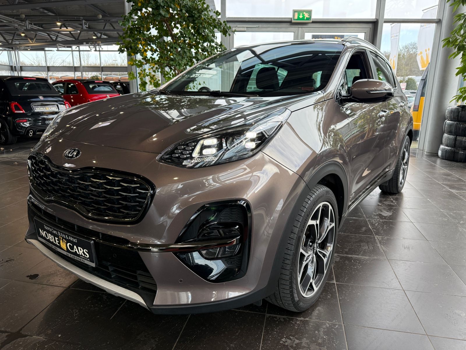 Fahrzeugabbildung Kia Sportage GT-Line 4WD AHK JBL ALU