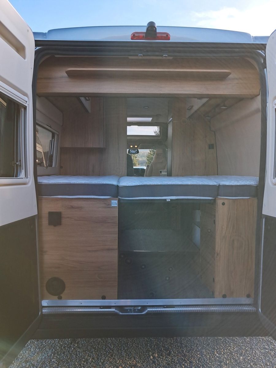 Fahrzeugabbildung Karmann Dexter DE 580 Concept Paket, Rückfahrkamera