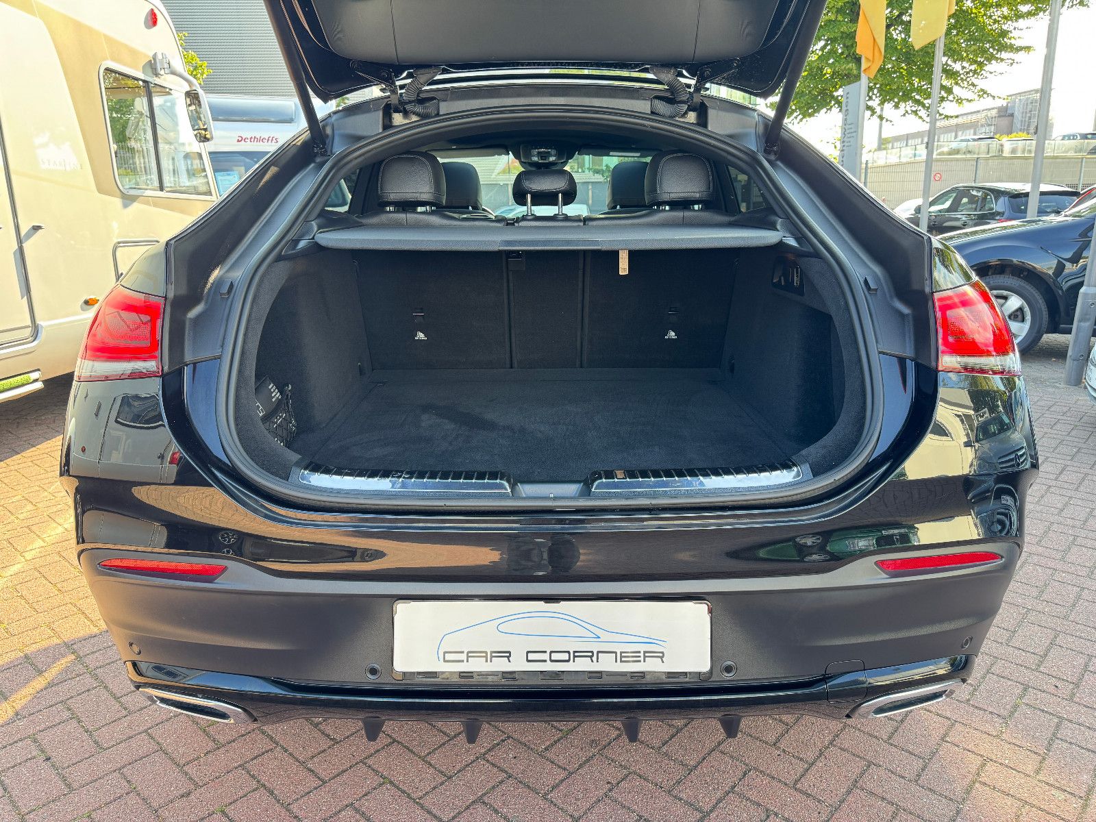Fahrzeugabbildung Mercedes-Benz GLE 400 d Coupe AMG LINE PANO AIRMATIC 21 ZOLL