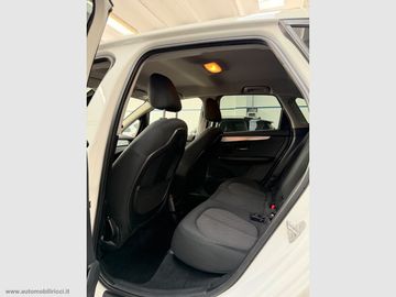 BMW 218 Active Tourer - 10