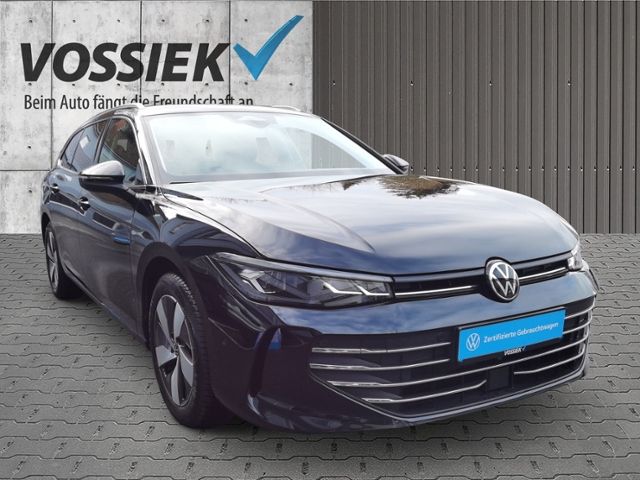 Passat 1.5 eTSI Business AHK+NAVI 7-Gang-DSG