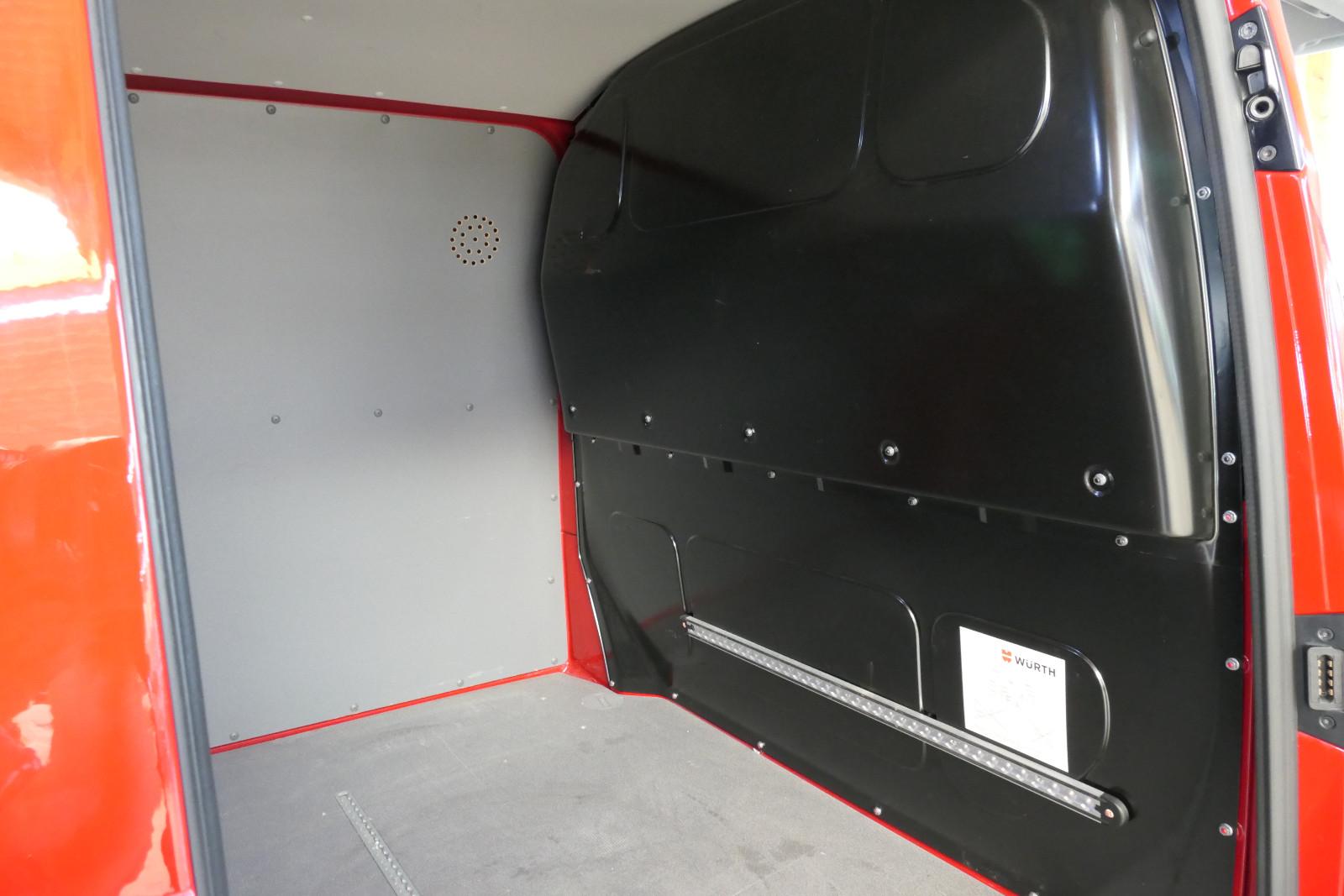 Volkswagen T6.1 Transporter Kasten KR *AHK*KLIMA