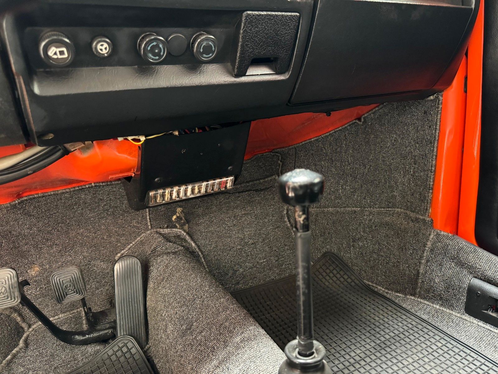 Fahrzeugabbildung Volkswagen Käfer Cabriolet*Komplett restauriert*