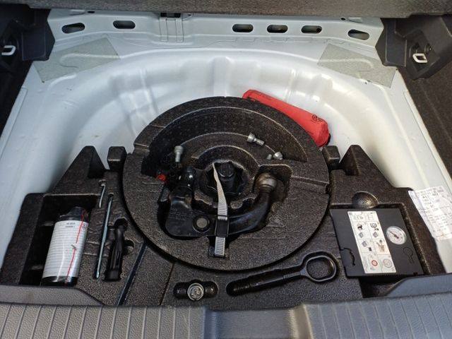 T-Roc 1.5 TSI Sport DSG/ACC/SHZ/KLIMA/AHK/NAVI/L