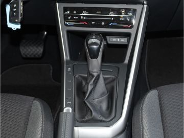 Volkswagen Taigo Life 1.0 TSI DSG 2 JAHRE ANSCHLUSS GARANTI