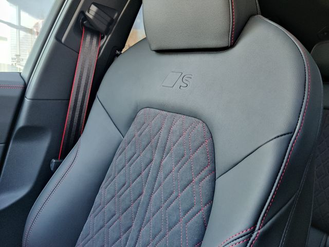 A6 Avant 299 PS TDI edition one S line AHK/PANO!