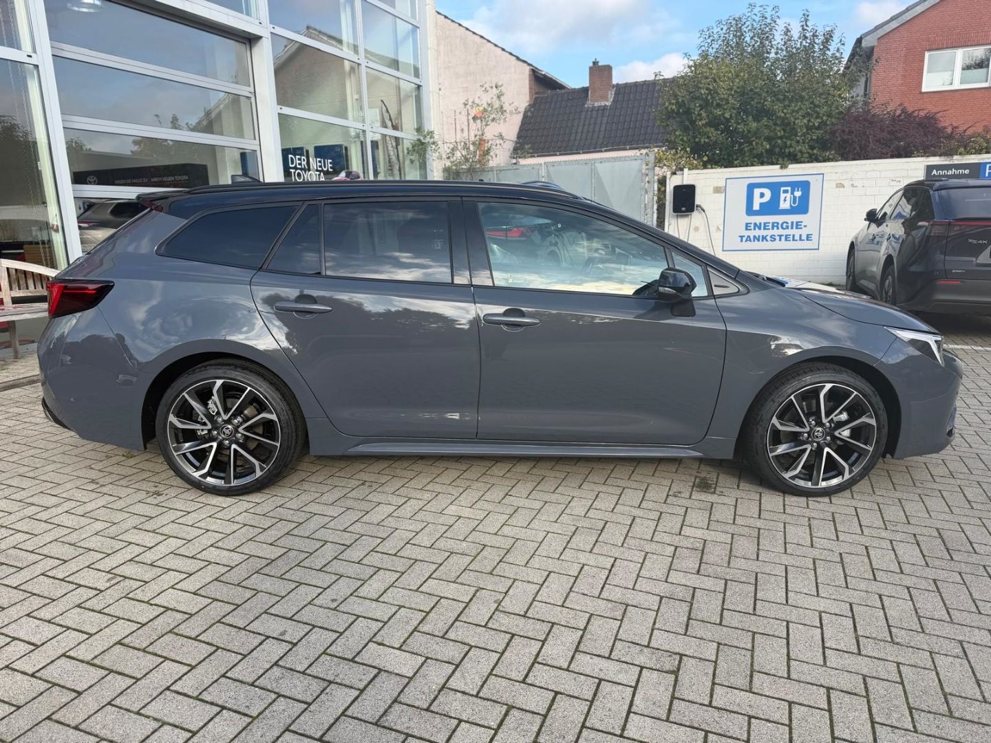 Toyota Corolla 2,0l Lounge Hybrid JBL LED ACC SHZ HUD imagem 2