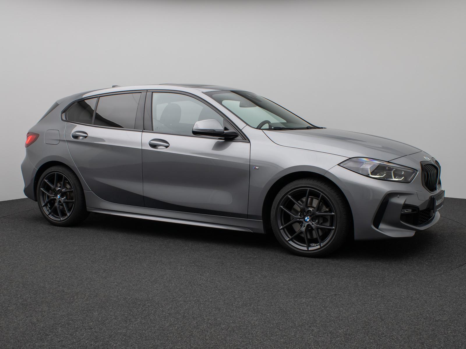 BMW 1 Series i M Sport Panorama PDC DAB Lenkrhzg Komfort, миниатюра 4