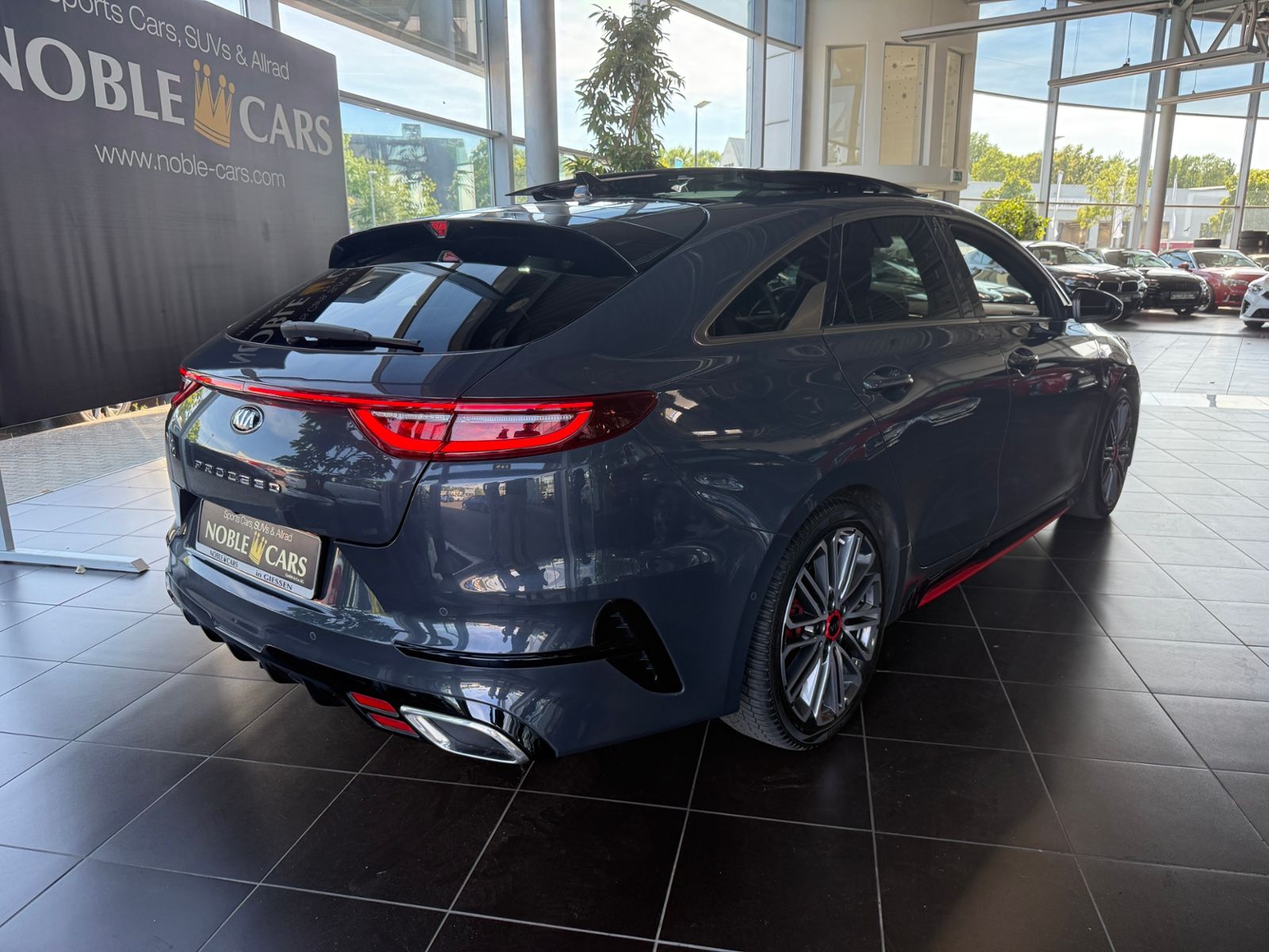 Fahrzeugabbildung Kia ProCeed GT PANO AHK LED NAVI