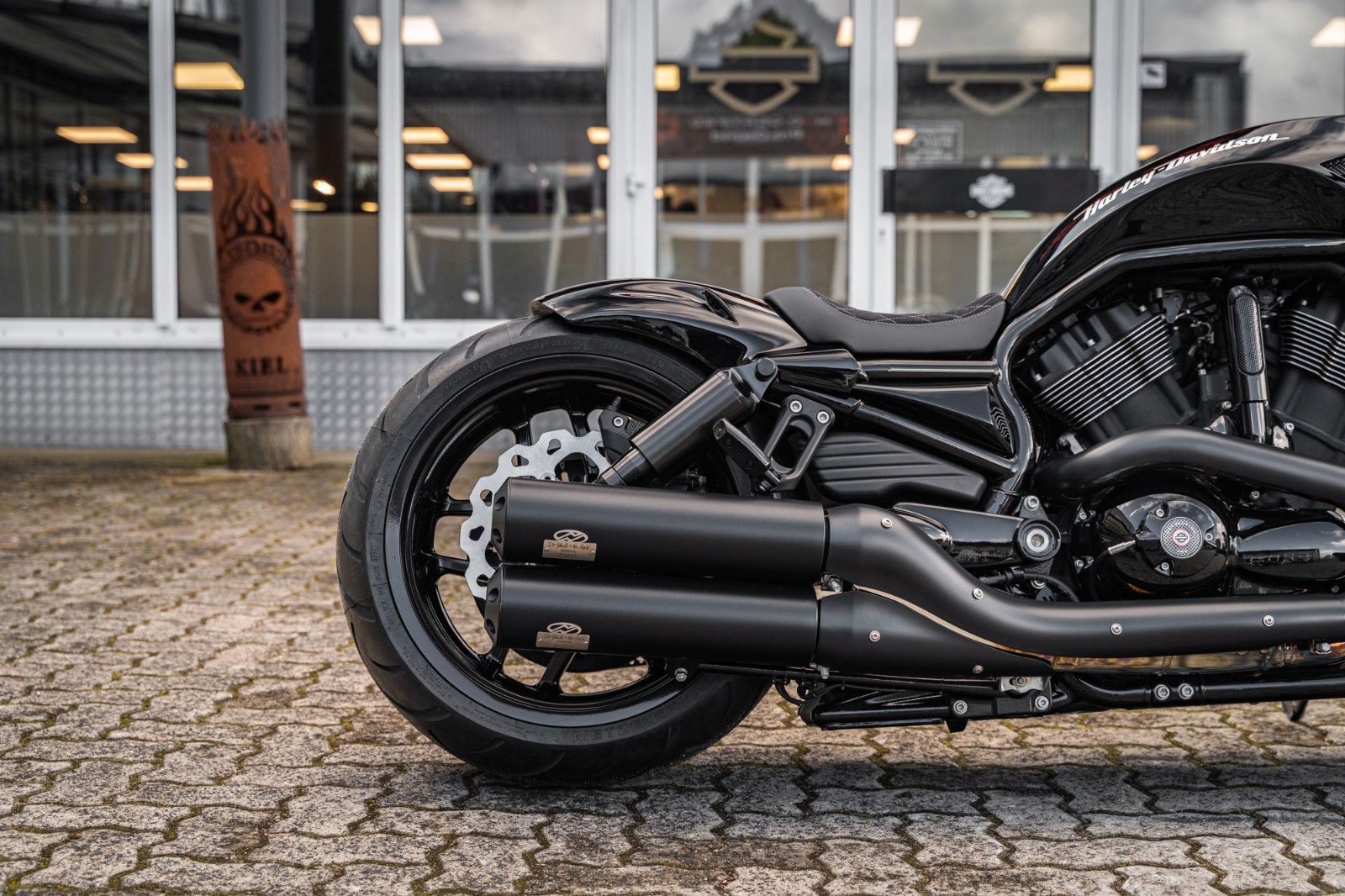 Fahrzeugabbildung Harley-Davidson VRSCDX Night Rod Special AIRRIDE 280 BadBoyCusto