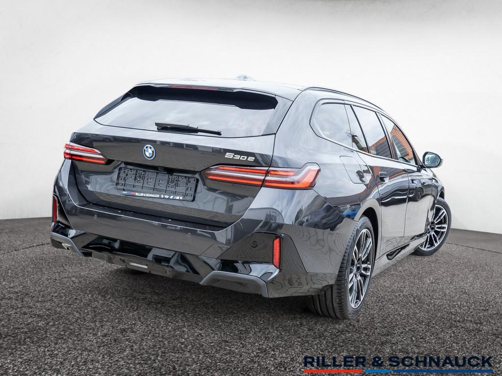 BMW 530e Touring M-Sport Pro HUD SITZBELÜFTUNG 360°