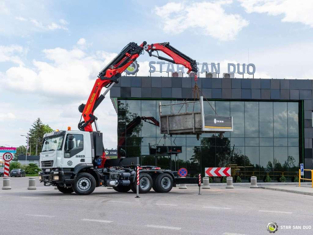 Iveco  TRAKKER 450 6x4 PALFINGER PK 44002 Crane Tracto