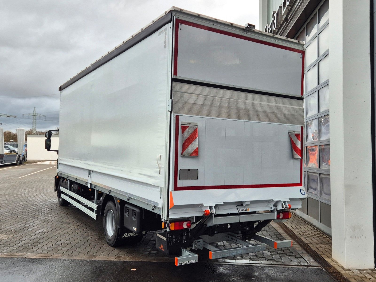 Fahrzeugabbildung Iveco Eurocargo ML140E25/P LBW 1.500kg 7.280mm