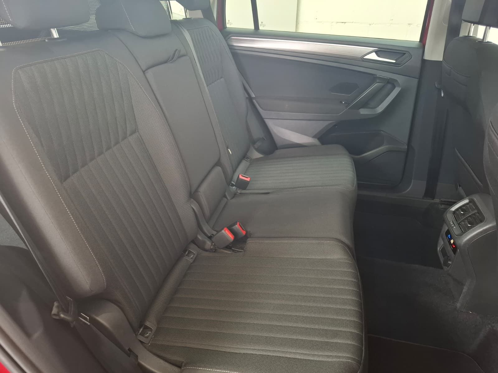 Fahrzeugabbildung Volkswagen Tiguan Allsp. Life 1.5 TSI +ACC+LED+AreaView+AHK