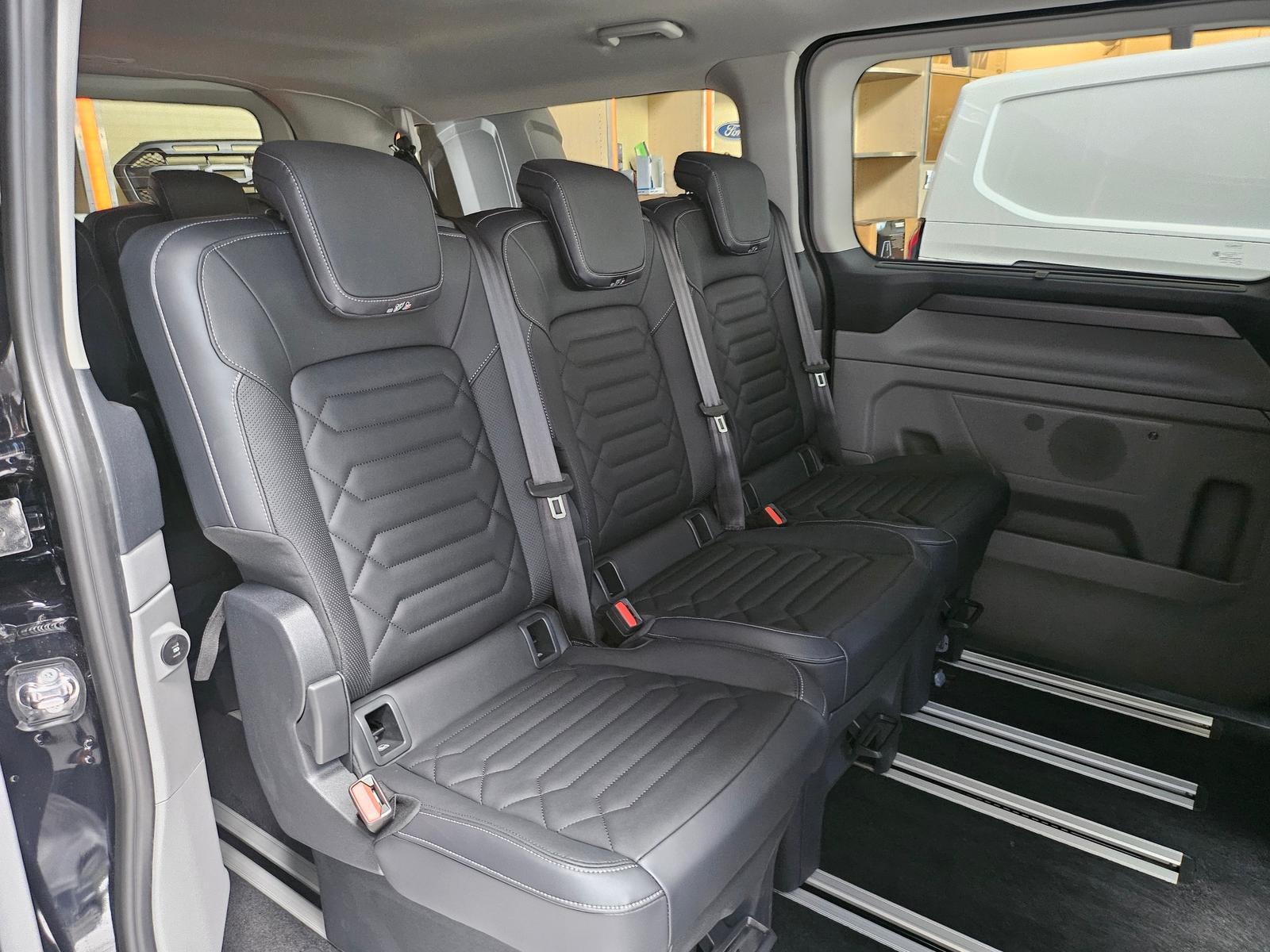 Ford Tourneo Custom L1 TiTANIUM X  VOLL LEDER AHK 360