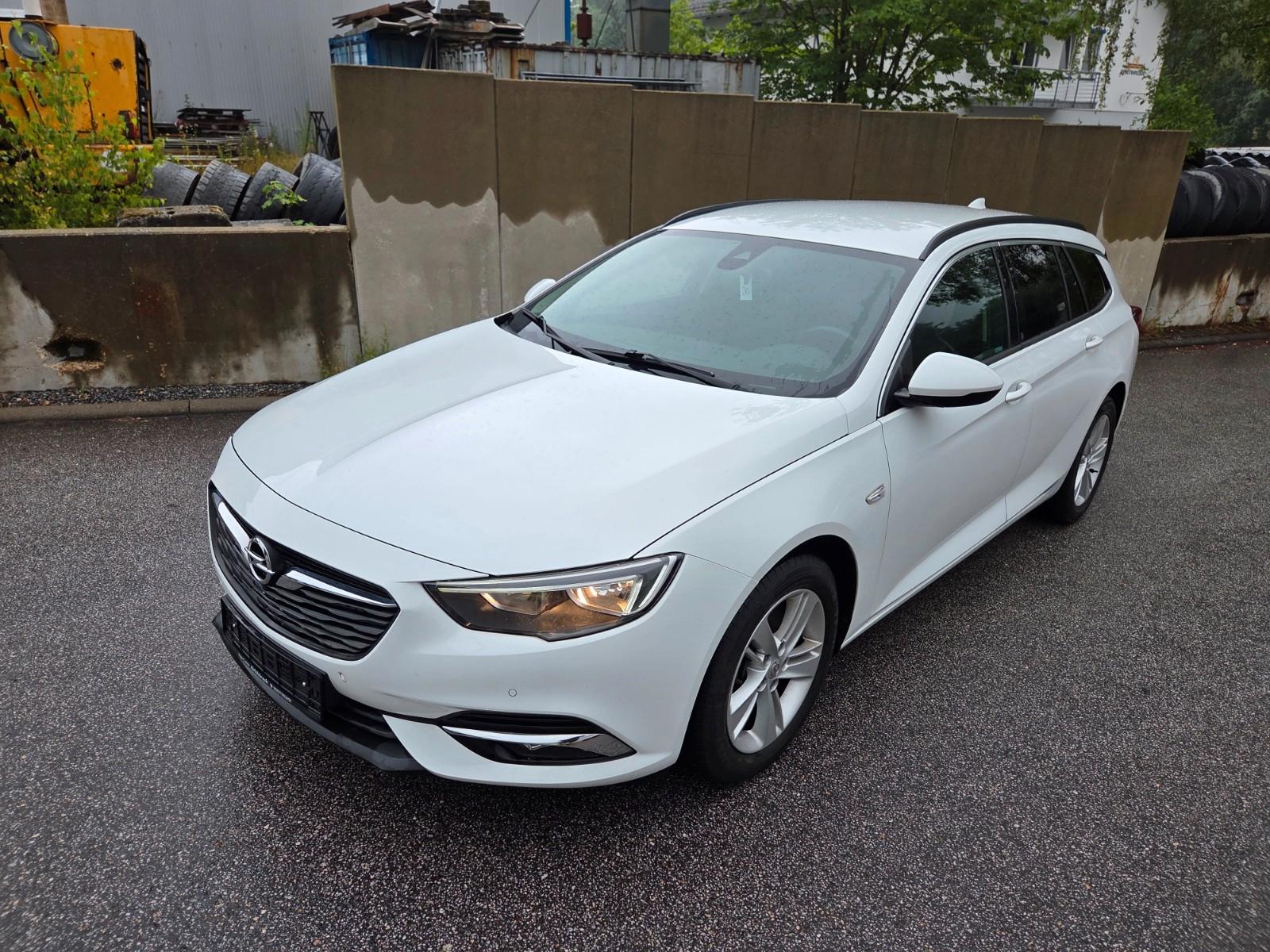 Opel Insignia B Sports  Automatik*Navi*Anhängekuppl.