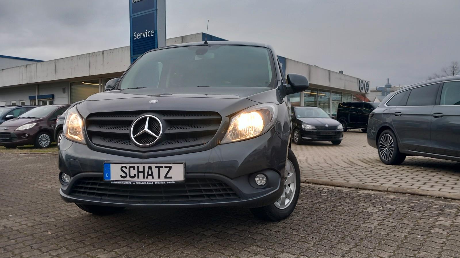 Mercedes-Benz Citan Maxi Kombi 111 CDI Rollstuhlumbau