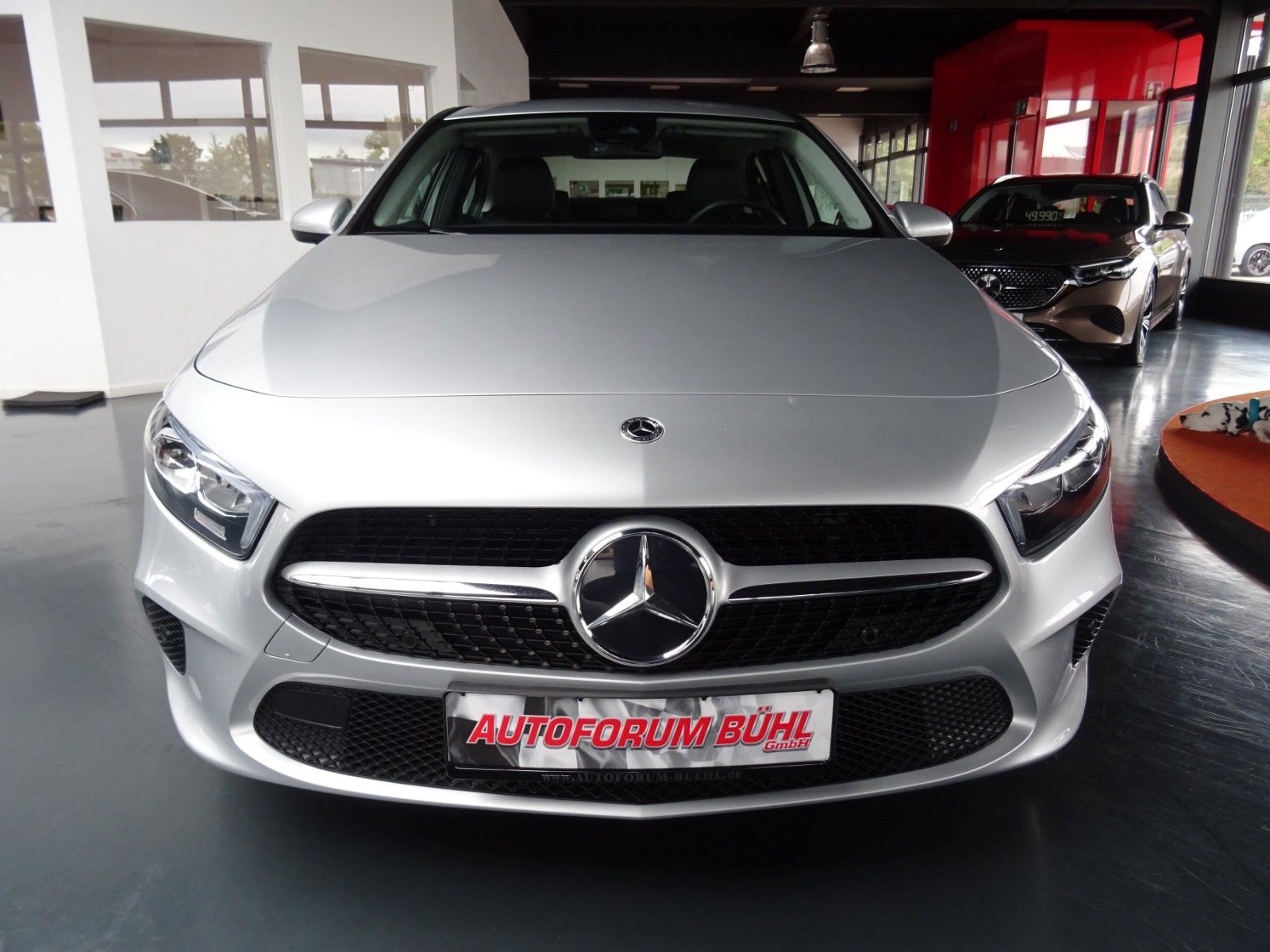 Mercedes-Benz A 200 d Progressive Navi LED Kamera Leder Limo foto 5