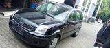 Ford Fusion 1,6 16V + + - Ford Fusion mit Schiebedach