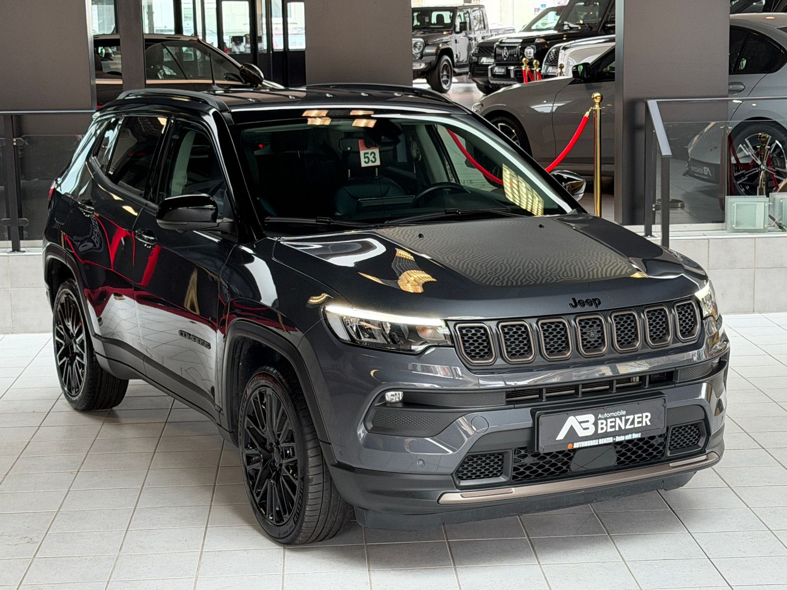 Fahrzeugabbildung Jeep Compass Upland/ALIPINE-SOUND/360°KAM/CARPLAY