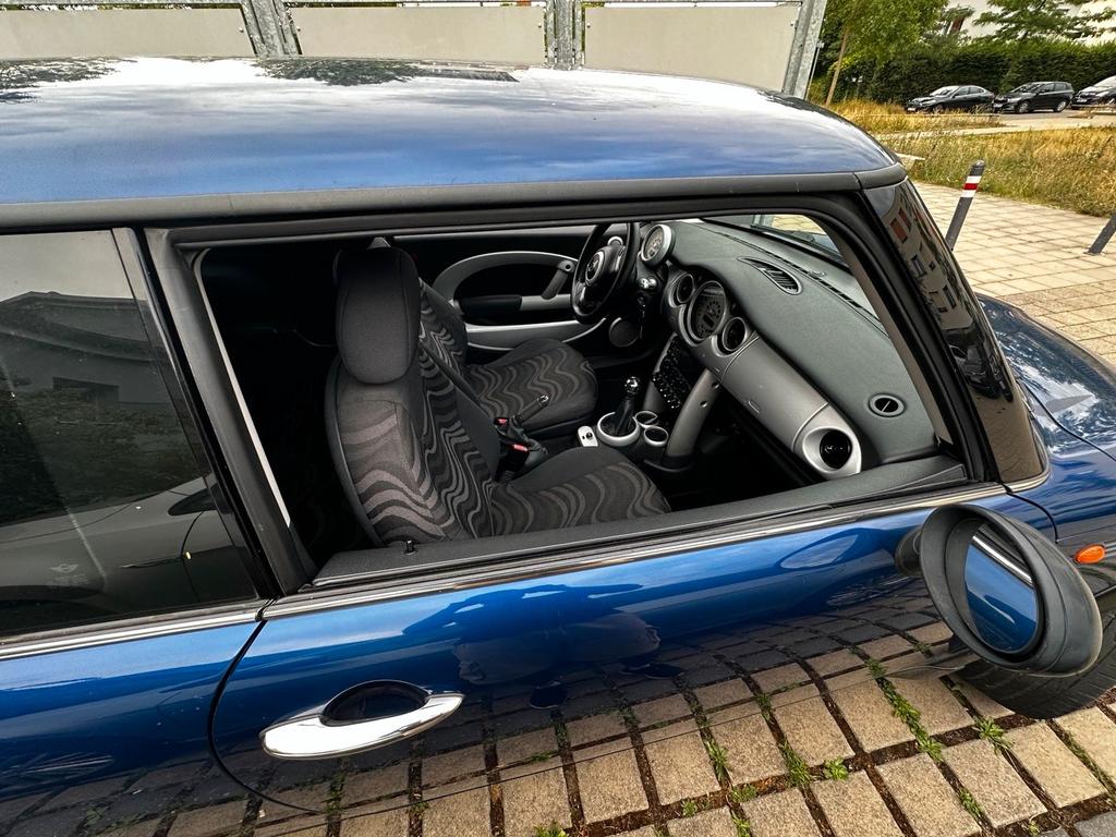 MINI Cooper C