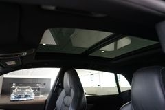 AUDI SQ8 4.0 TDI quattro | Matrix | Pano | AHK | 22" AUDI SQ8 4.0 TDI quattro | Matrix | Pano | AHK | 22"